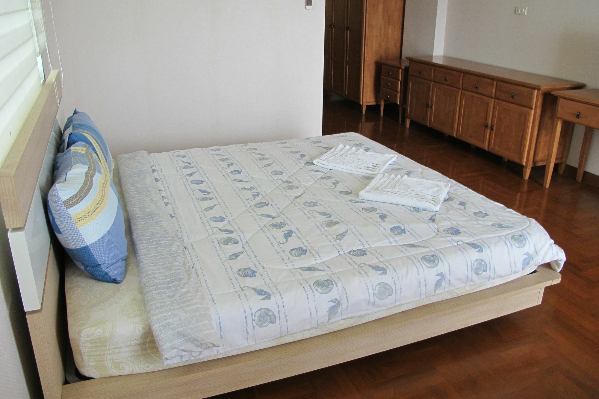 Chateau Vista Serviced Apartment Сі-Рача Екстер'єр фото
