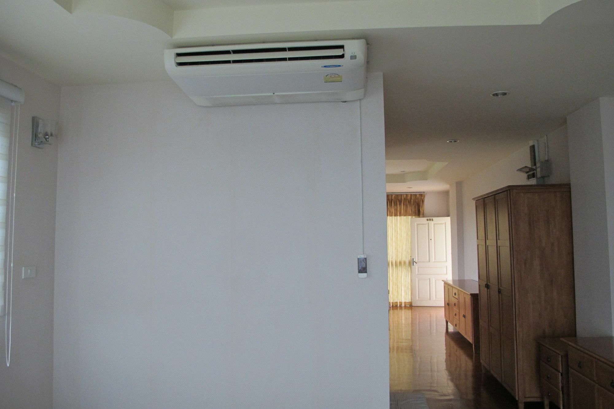 Chateau Vista Serviced Apartment Сі-Рача Екстер'єр фото